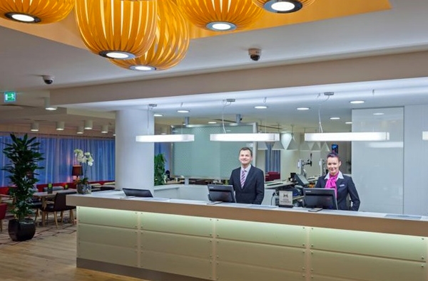 Gatwick Airport Hotel Park And Fly www.gatwickreservations.com